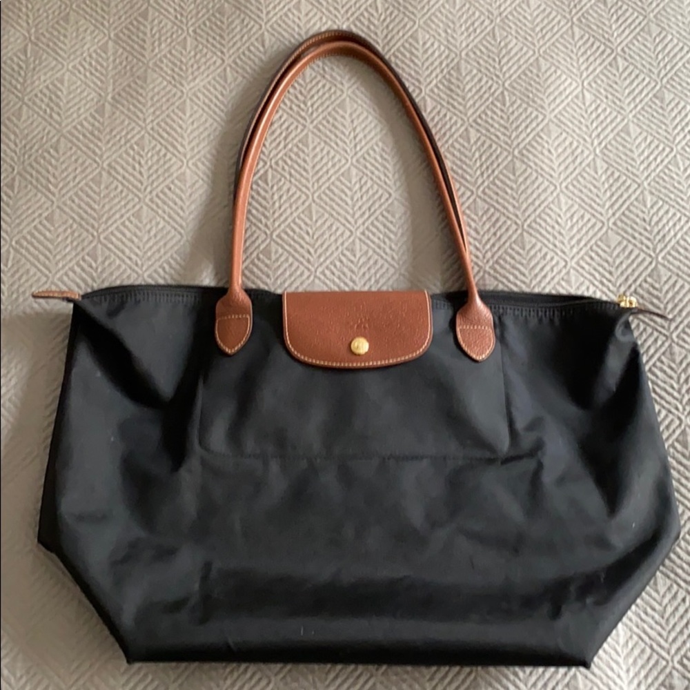 Long champ black bag- staple wardrobe item!